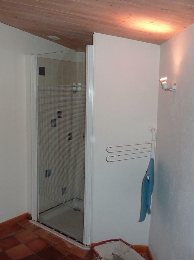 Les Chenes Bleus Bed & Breakfast Sainte-Marie-de-Ré Екстериор снимка