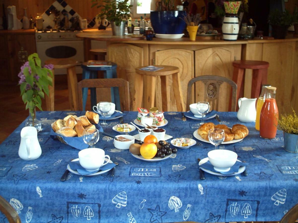 Les Chenes Bleus Bed & Breakfast Sainte-Marie-de-Ré Екстериор снимка