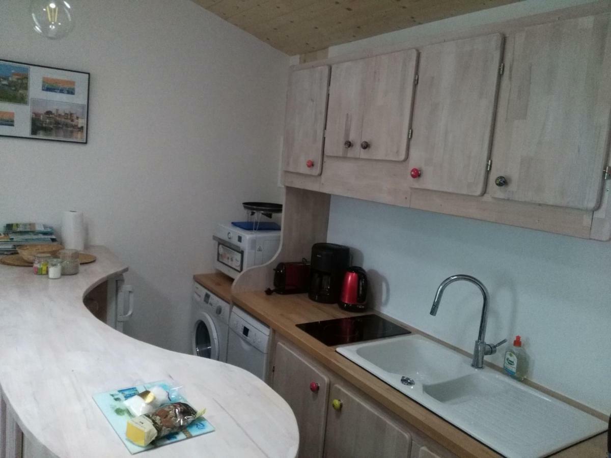 Les Chenes Bleus Bed & Breakfast Sainte-Marie-de-Ré Екстериор снимка